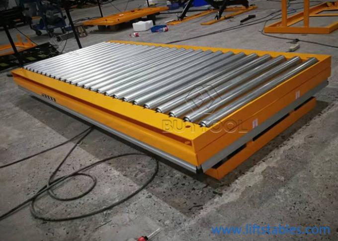 Electric Scissor Hydraulic Lift Table With Roller Conveyor Lift Table 2400x1500mm 1