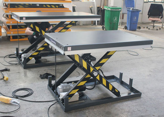 Industrial Small Electric Scissor Lift Table Industrial 1700x850mm Maximum Height 50&quot;