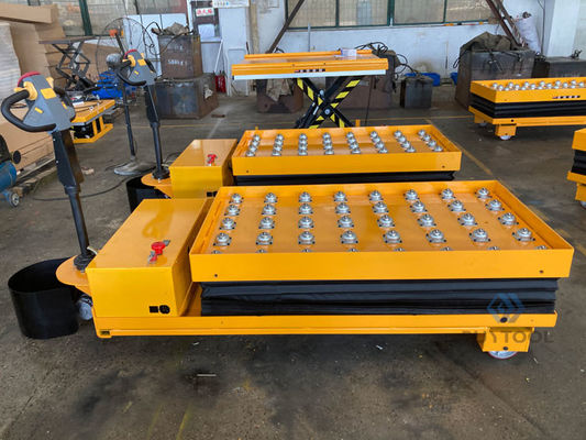 Portable Mobile Hydraulic Scissor Lifting Platform With Skirt Protection 1020x610mm