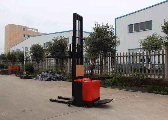 Load Capacity 1-2t Electric Pallet Stacker Lifting Height 5000mm