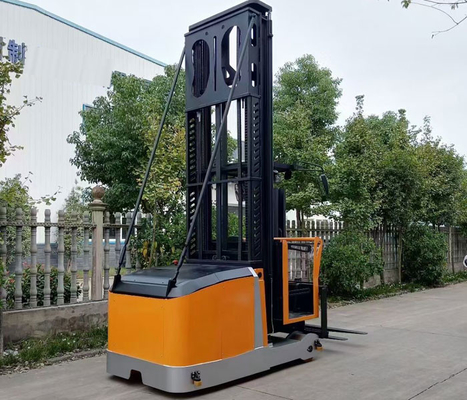 Electric Three Way Stacker Forklift 1500kg 6000mm Lifting Height