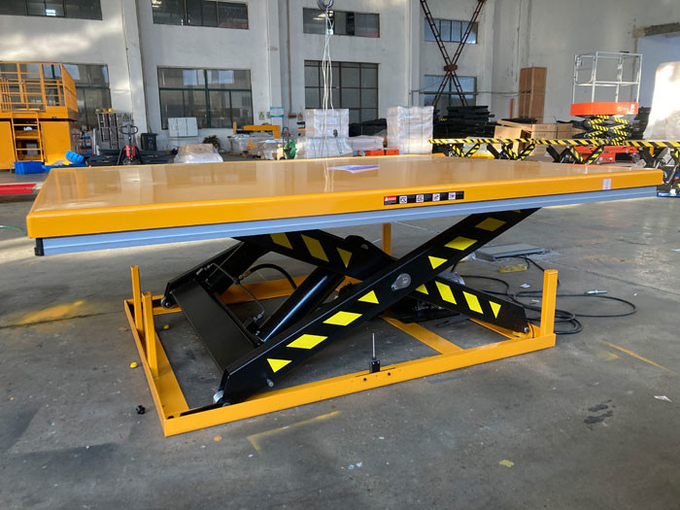 2.2KW 4T Heavy Duty Stationary Lift Table For Work Process Optimization 0